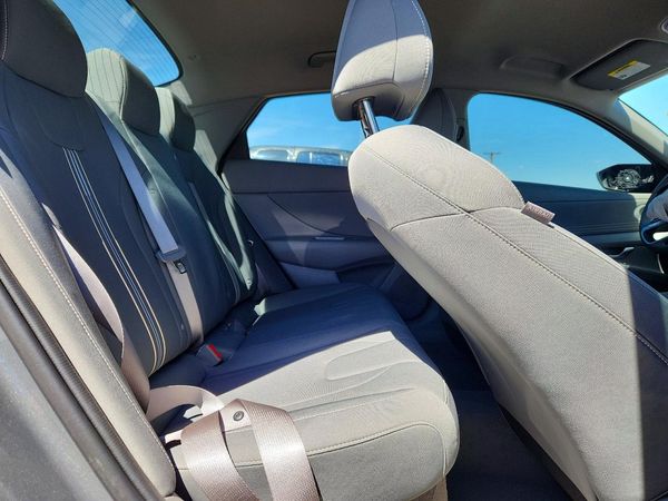 2025 HYUNDAI ELANTRA Blue, SEL Sport
