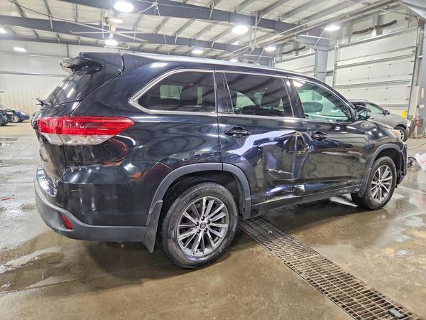 2017 TOYOTA HIGHLANDER SE/XLE