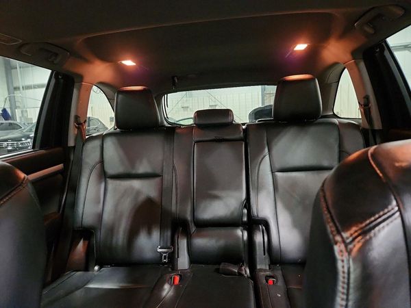 2017 TOYOTA HIGHLANDER SE/XLE