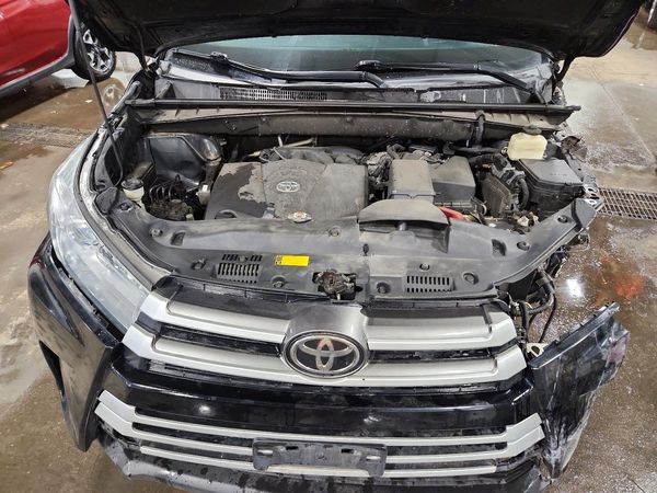 2017 TOYOTA HIGHLANDER SE/XLE