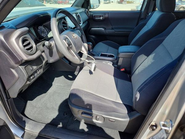 2022 TOYOTA TACOMA SR5