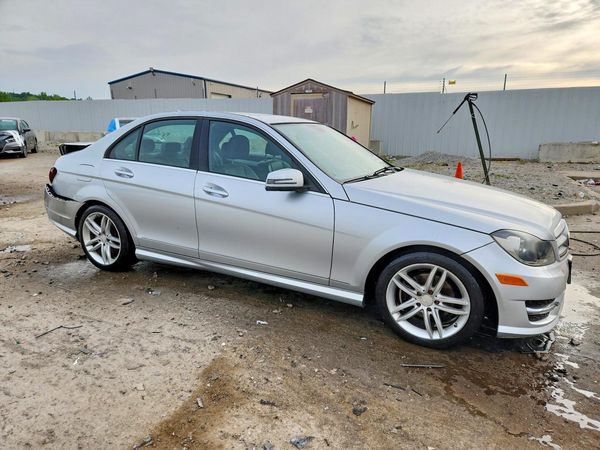 2013 MERCEDES-BENZ C
