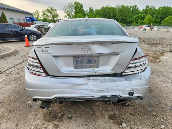 2013 MERCEDES-BENZ C