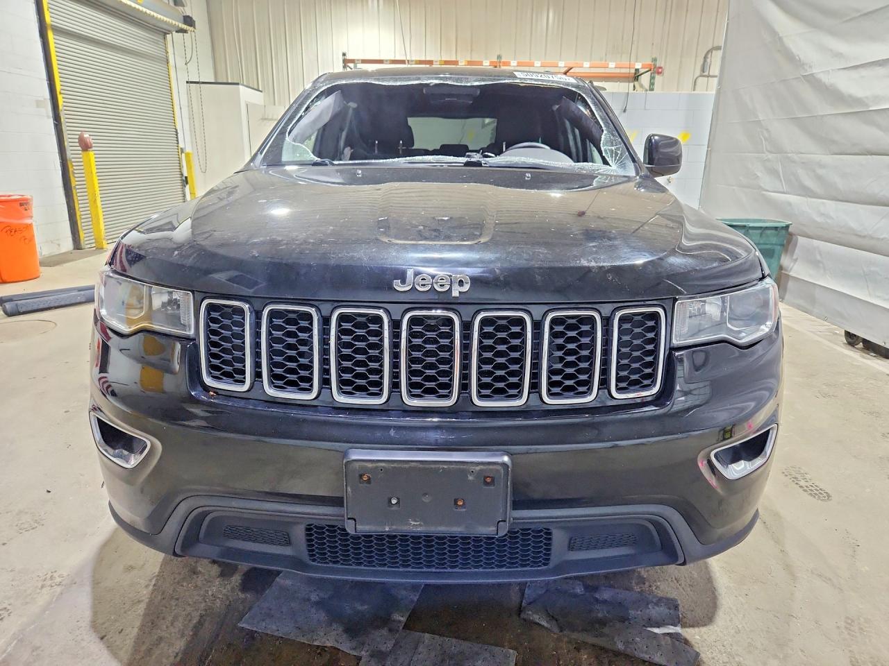 2018 JEEP GRAND CHEROKEE LAREDO 4X4