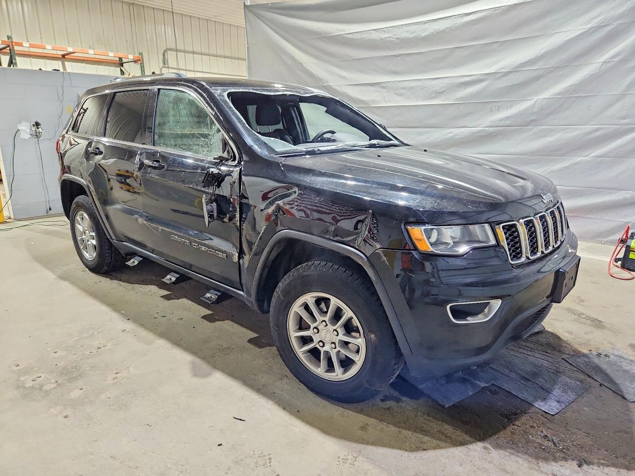 2018 JEEP GRAND CHEROKEE LAREDO 4X4