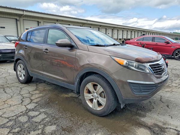2013 KIA SPORTAGE LX