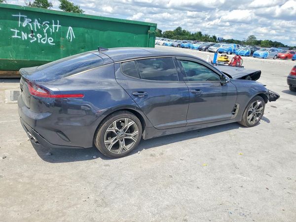 2021 KIA STINGER Base