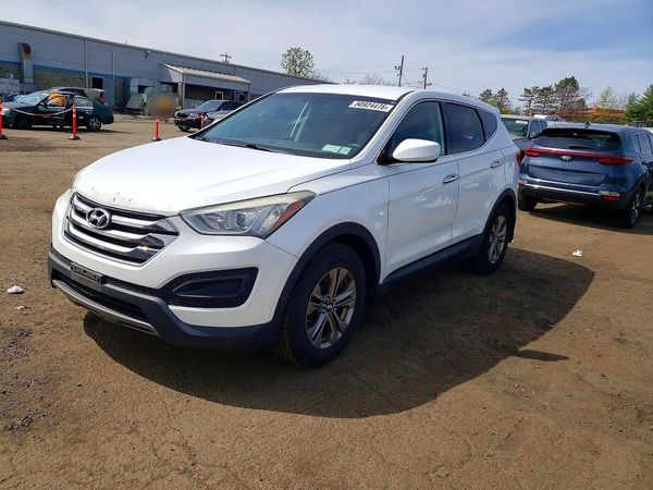 2015 HYUNDAI SANTA FE GL — Front 3/4