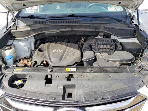 2015 HYUNDAI SANTA FE GL — Engine bay