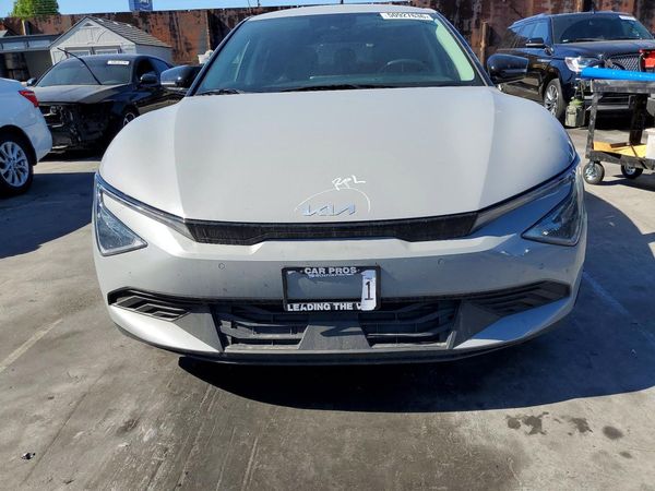 2025 KIA EV6