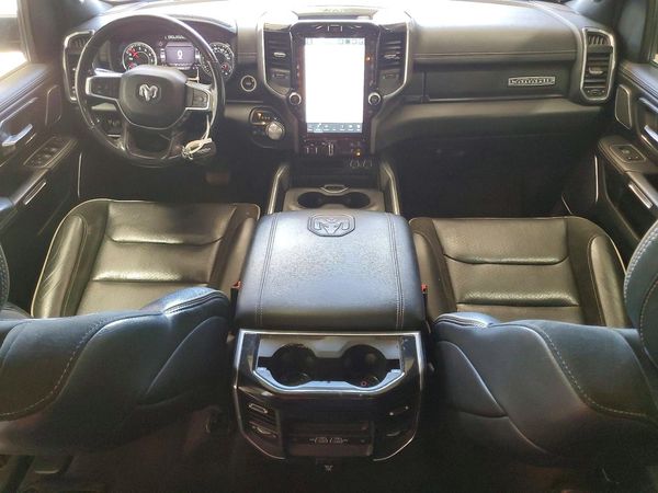 2022 RAM 1500 LARAMIE CREW CAB 4X4