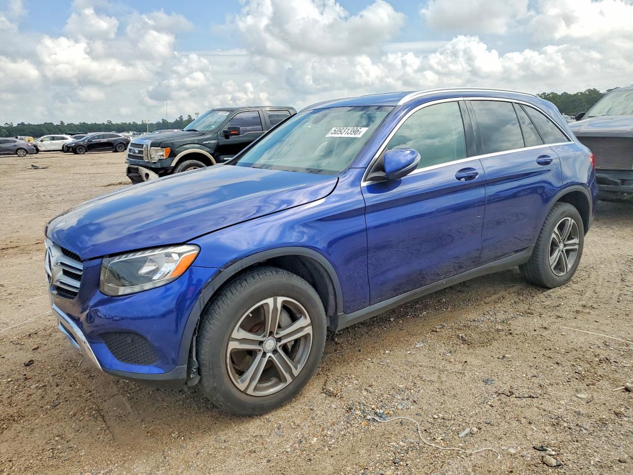 2017 MERCEDES-BENZ GLC GLC300