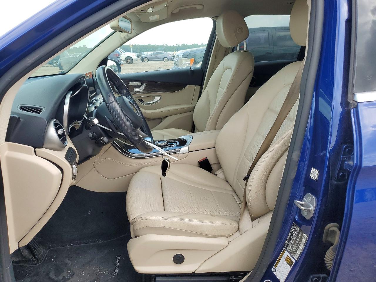 2017 MERCEDES-BENZ GLC GLC300
