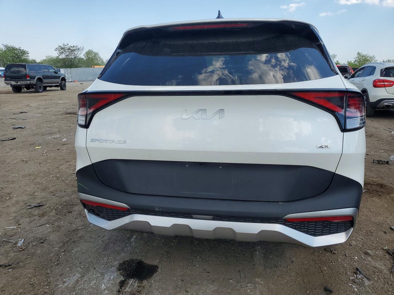 2025 KIA SPORTAGE LX
