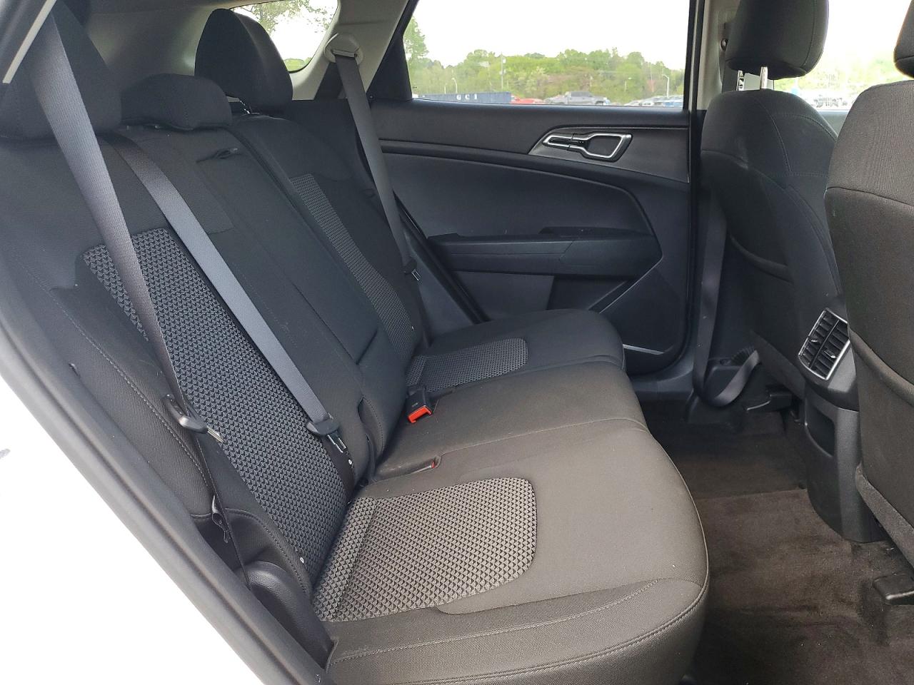 2025 KIA SPORTAGE LX
