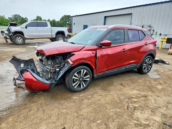 2019 NISSAN KICKS