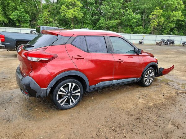 2019 NISSAN KICKS