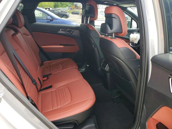 2025 KIA SPORTAGE SX-PRESTIGE (SX-P)