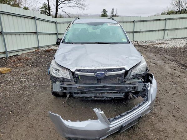 2018 SUBARU FORESTER
