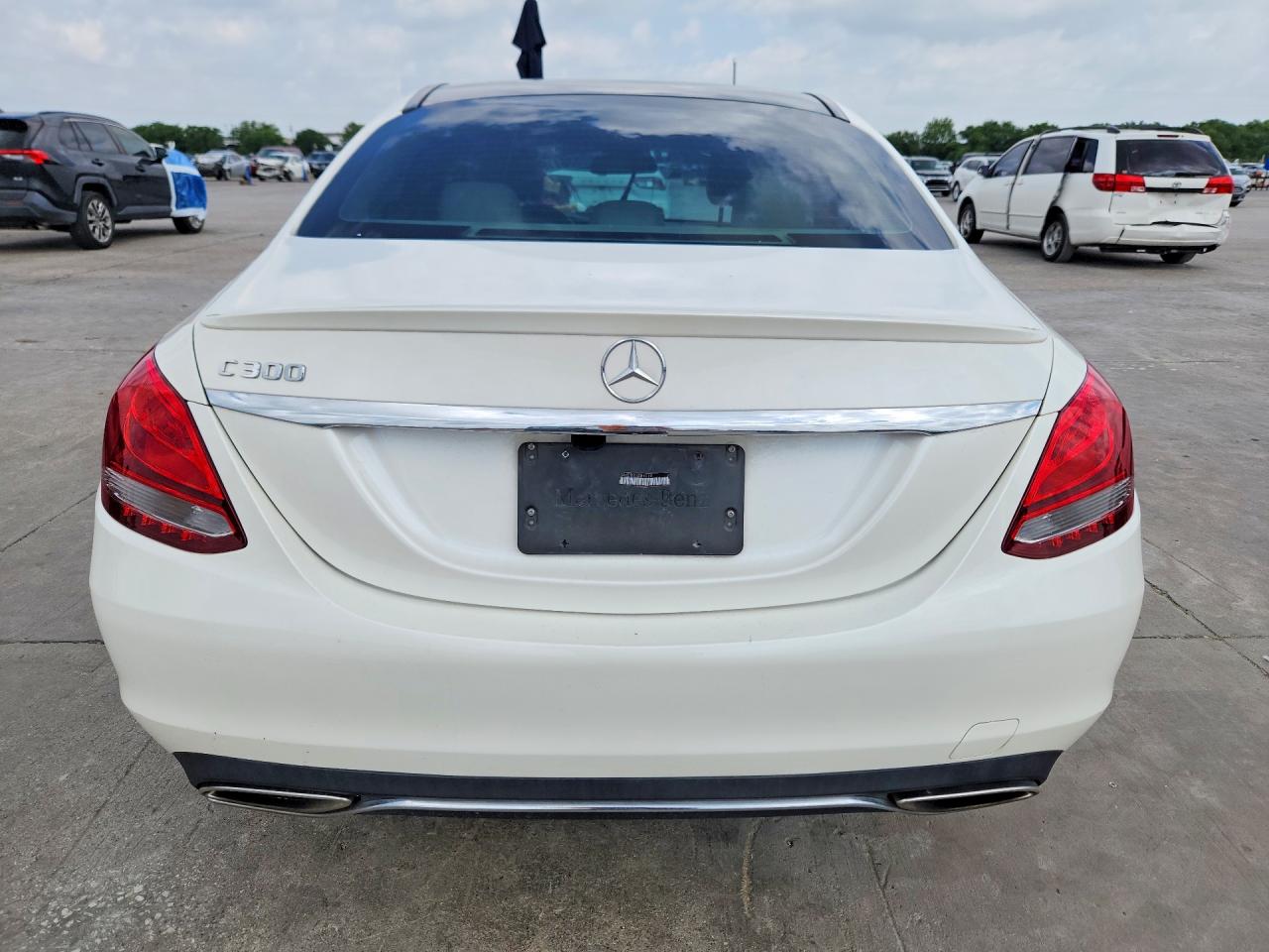 2017 MERCEDES-BENZ C C300