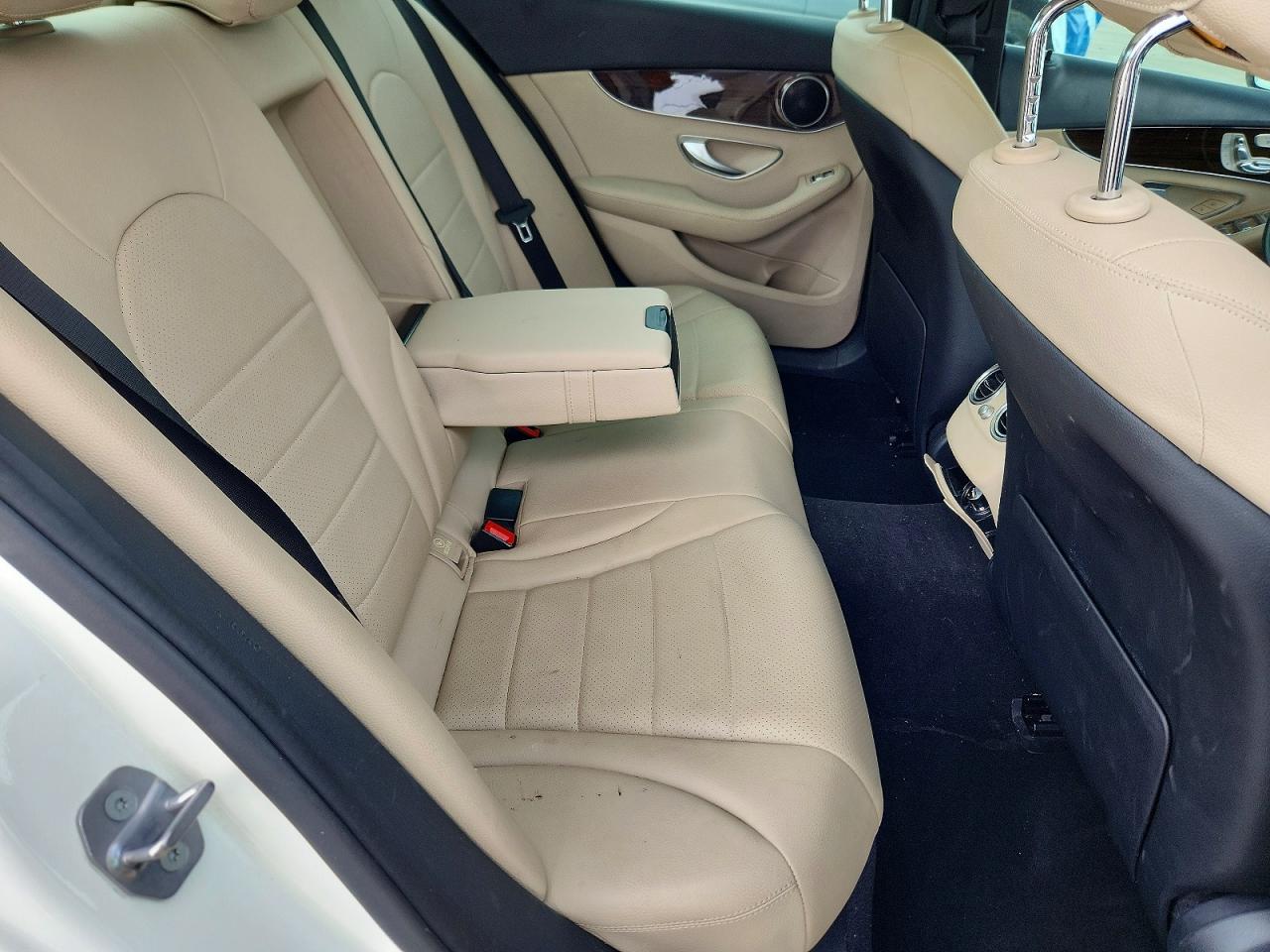 2017 MERCEDES-BENZ C C300