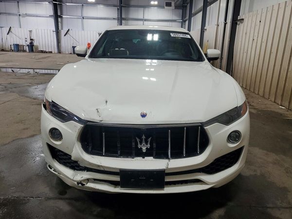 2020 MASERATI LEVANTE