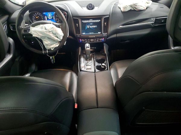 2020 MASERATI LEVANTE