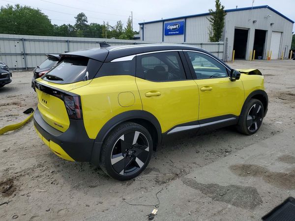 2025 NISSAN KICKS