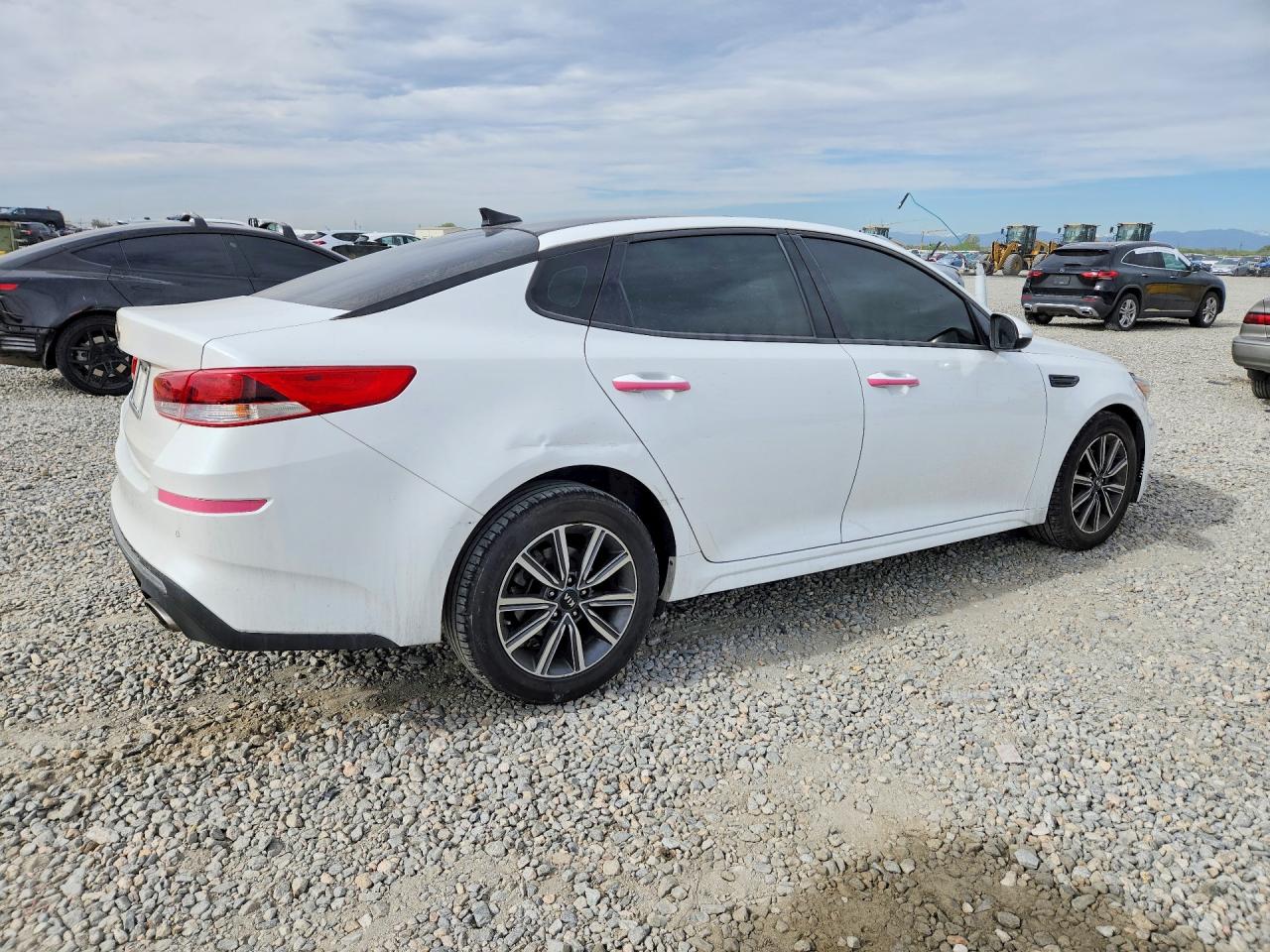 2019 KIA OPTIMA LX, S