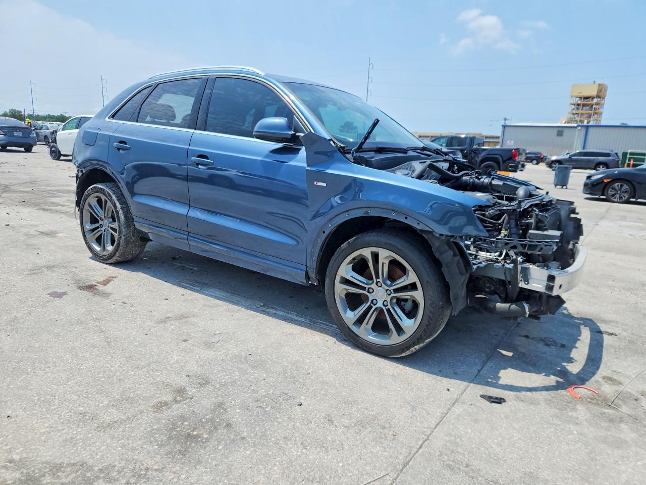 2018 AUDI Q3