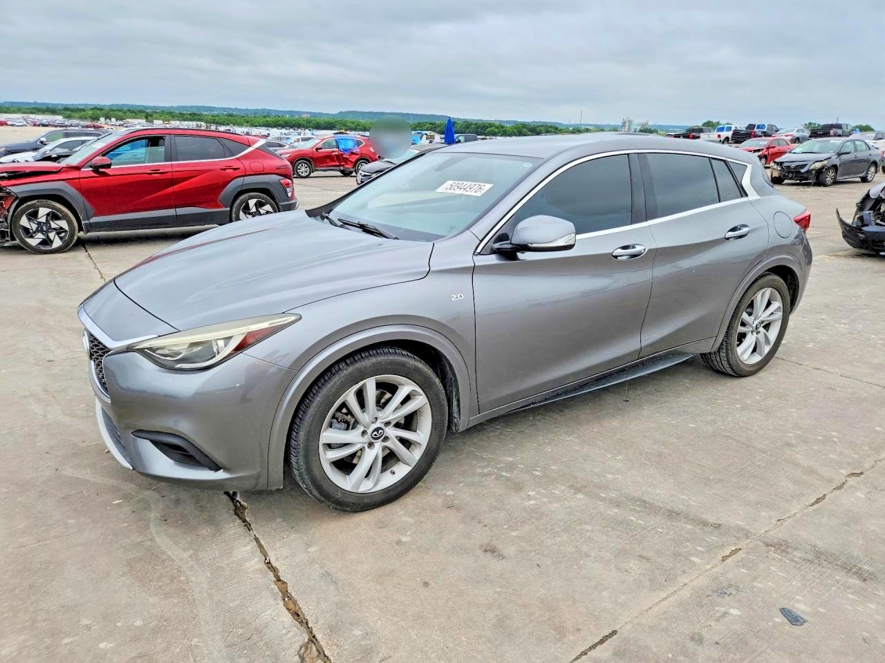 2018 INFINITI QX30