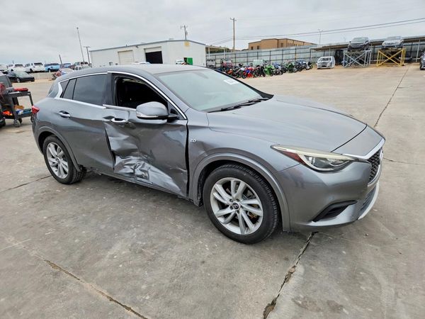 2018 INFINITI QX30
