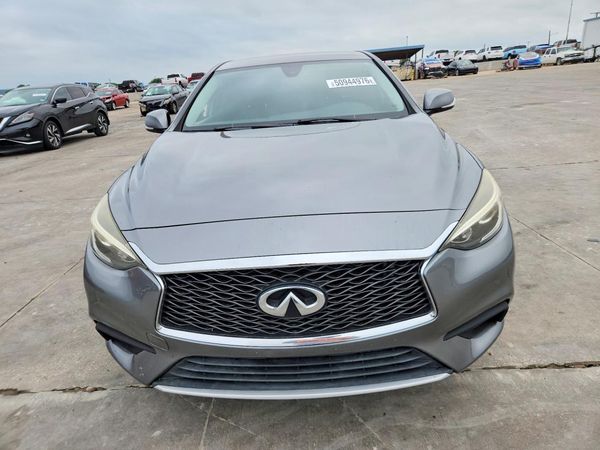 2018 INFINITI QX30