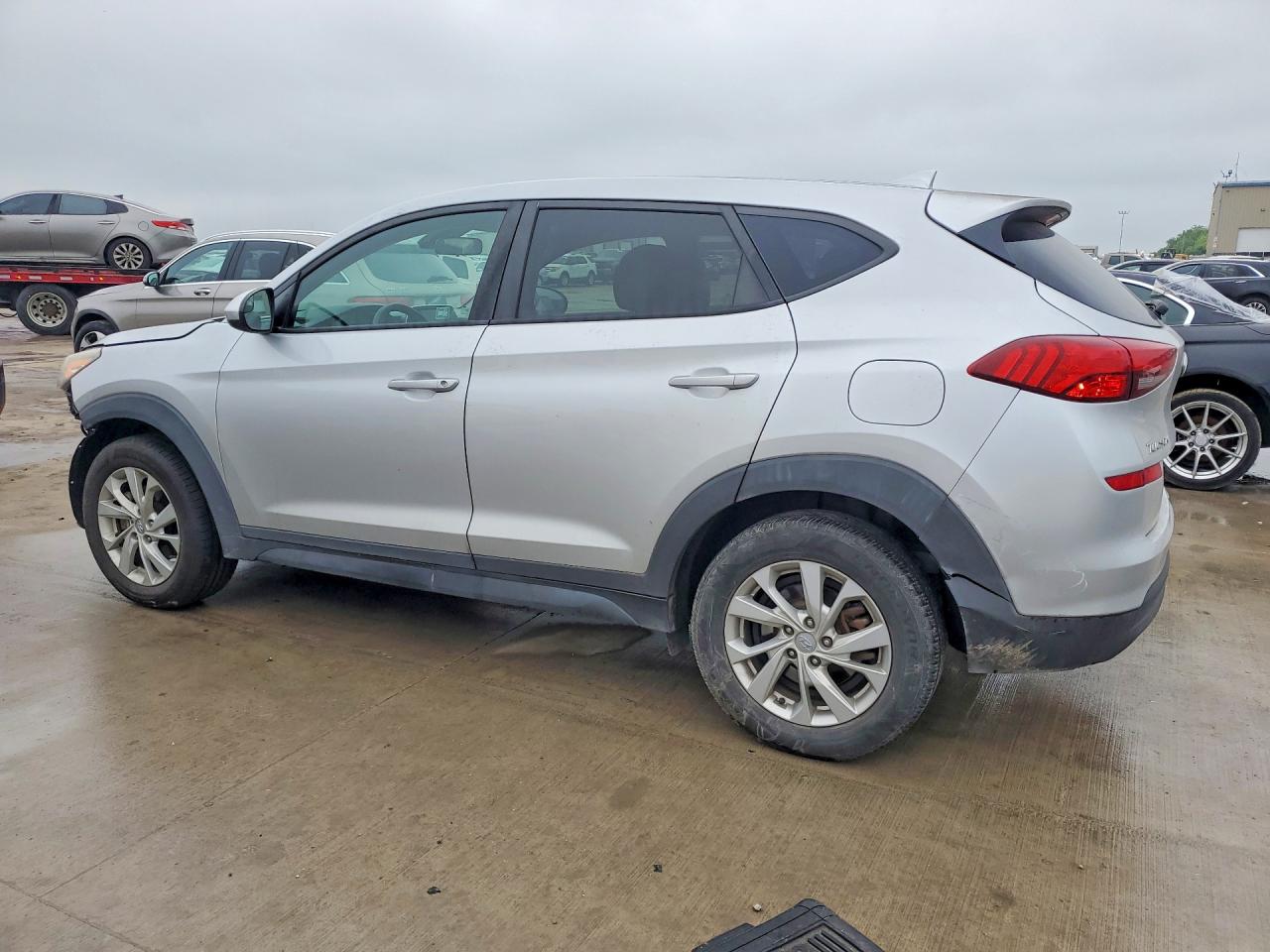 2019 HYUNDAI TUCSON SE