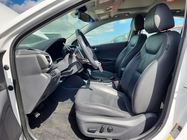 2018 HYUNDAI IONIQ Limited (HEV)