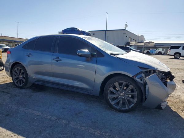 2024 TOYOTA COROLLA — Passenger 3/4