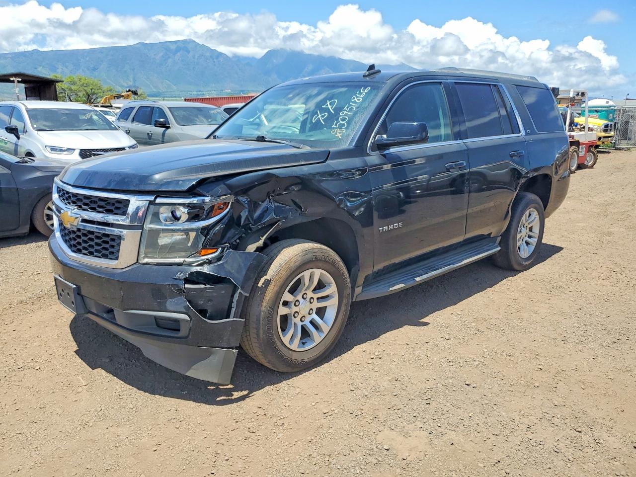 2015 CHEVROLET TAHOE LT — Front 3/4