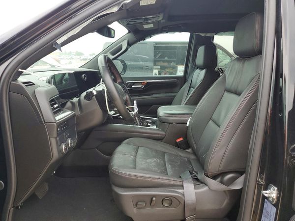 2025 CHEVROLET SUBURBAN RST