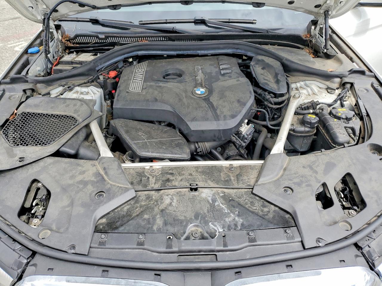 2019 BMW 530
