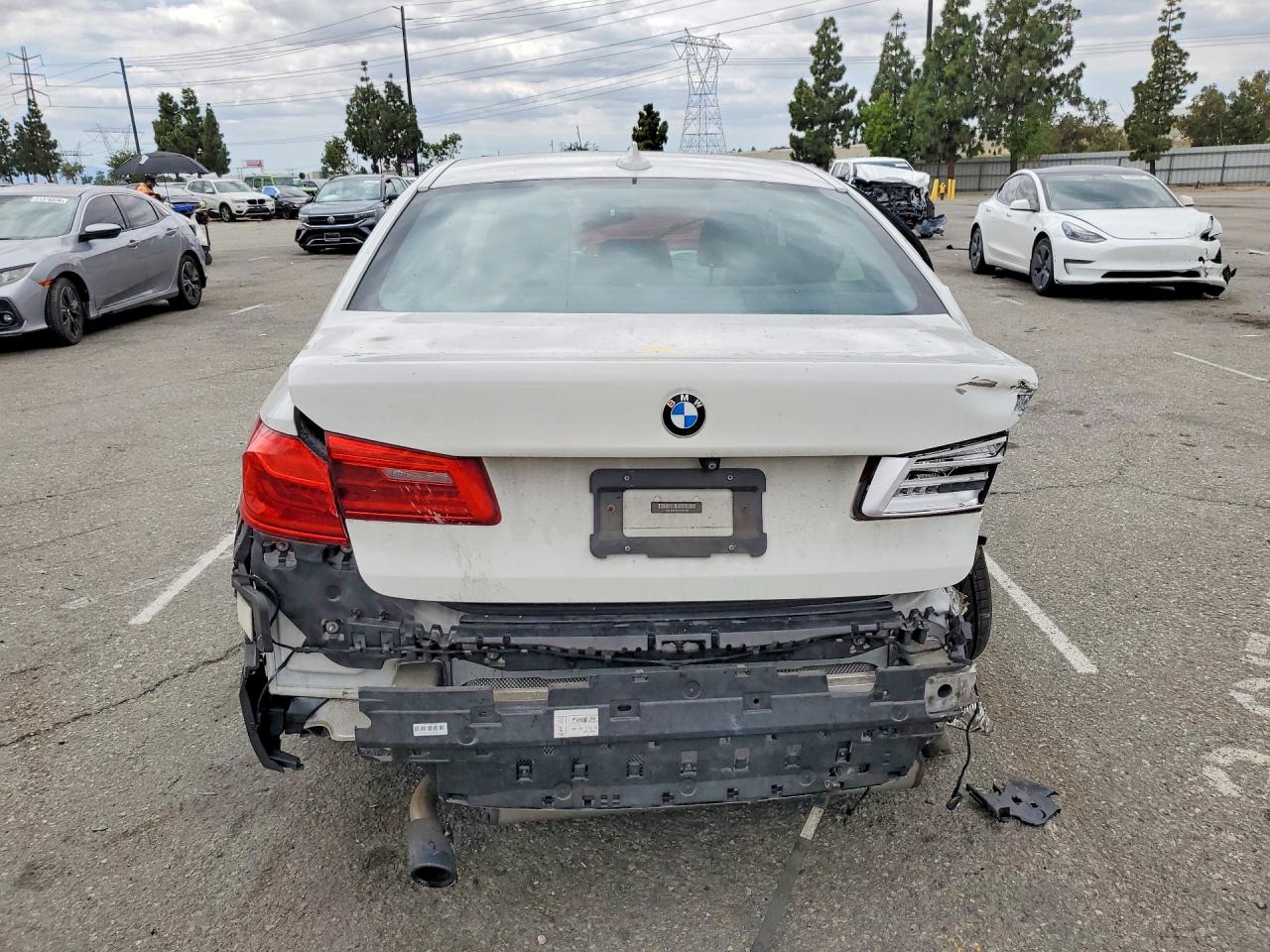 2019 BMW 530