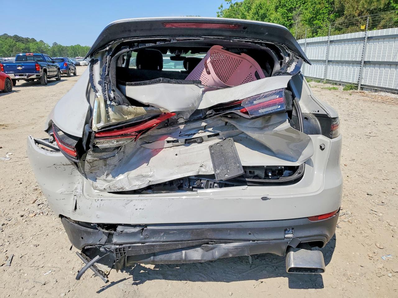 2021 PORSCHE CAYENNE