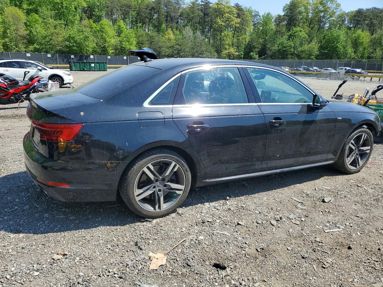 2017 AUDI A4 quattro Premium Plus