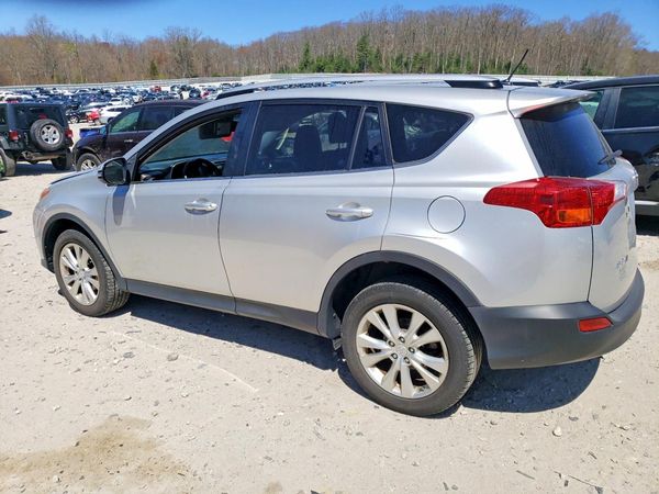 2015 TOYOTA RAV4