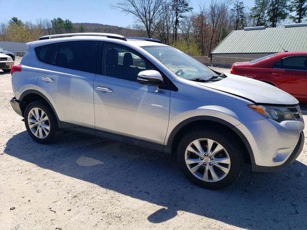 2015 TOYOTA RAV4