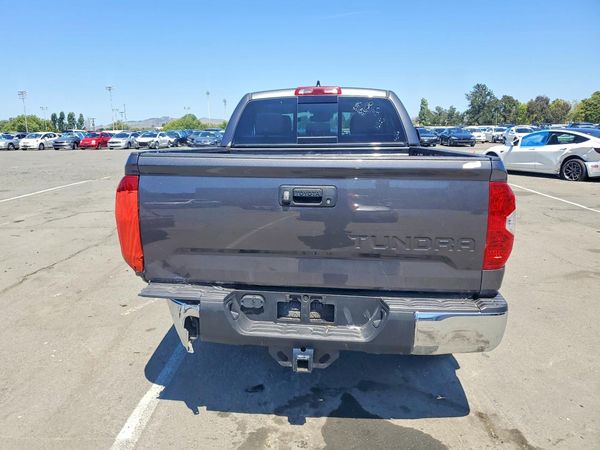 2021 TOYOTA TUNDRA SR5 grade