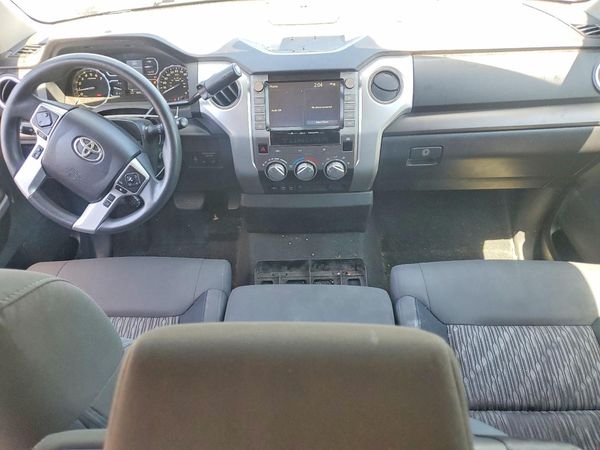 2021 TOYOTA TUNDRA SR5 grade