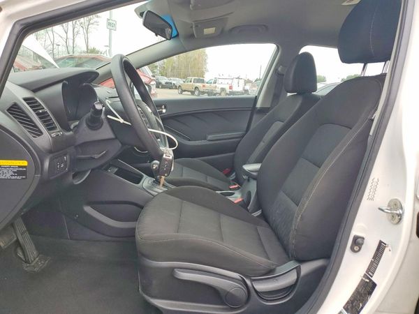2016 KIA FORTE