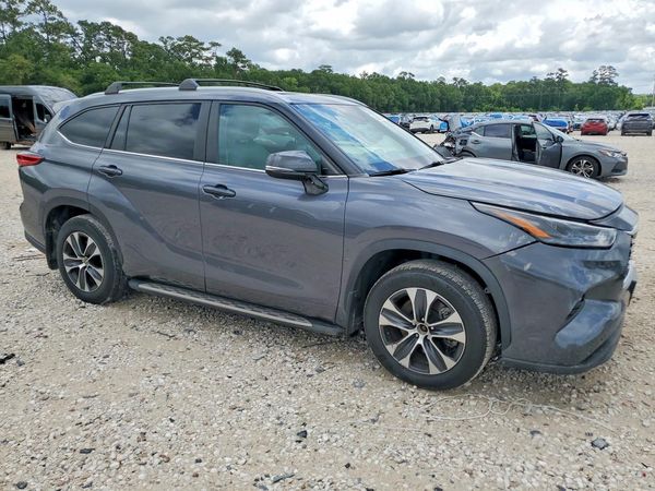 2023 TOYOTA HIGHLANDER