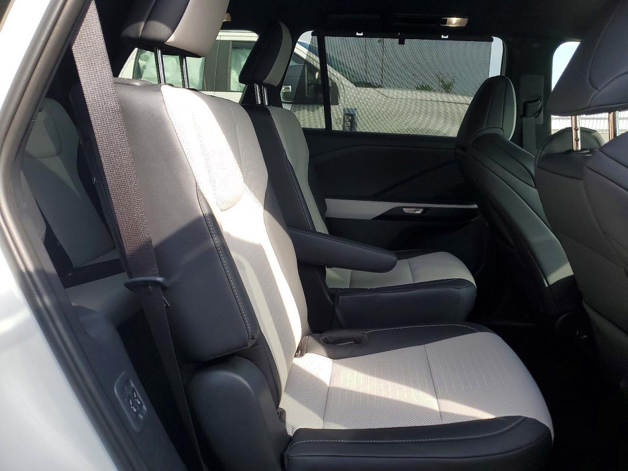 2026 LEXUS TX 500H