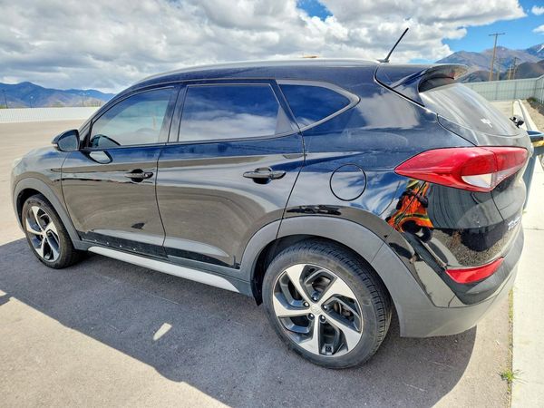 2017 HYUNDAI TUCSON